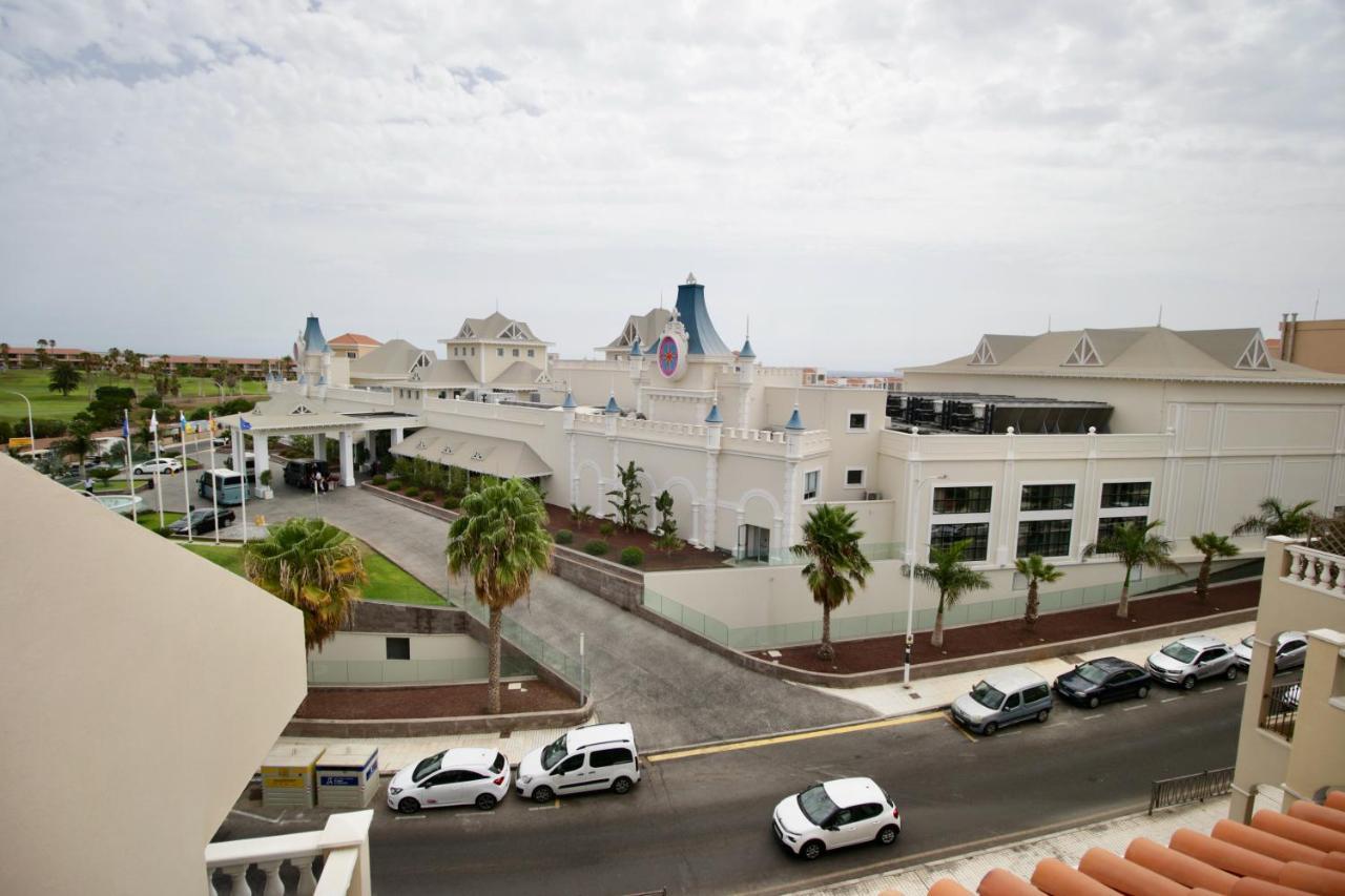 Bookinn Golf Park Sunny Cozy Apartment Near The Ocean With Large Double Terraces, Fiber Wifi, 3 Pools, Bbq Tenerife South Сан Мигель Экстерьер фото
